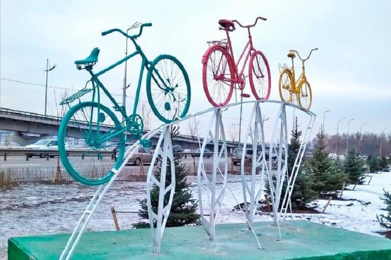 Арт-объект (велосипеды)