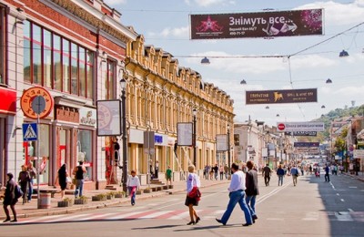 За январь в Киеве убрали более 380 незаконных рекламных объектов