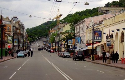 Улицу Сагайдачного в Киеве сделают частично пешеходной