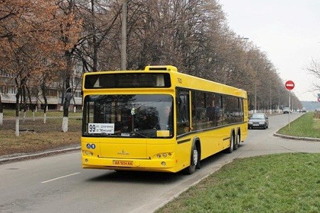 В Киеве расширили маршруты наземного транспорта
