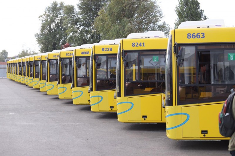 Киев получил 50 современных автобусов