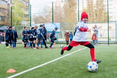 На Борщаговке открыли мини-футбольное поле