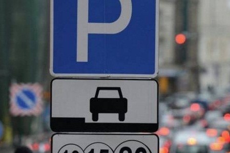 С июля в столице будут действовать новые парковочные талоны 