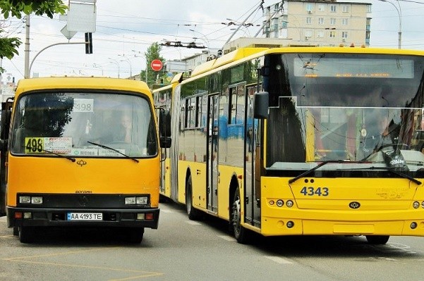 В транспорте Киева хотят ввести контроль за температурой в салонах