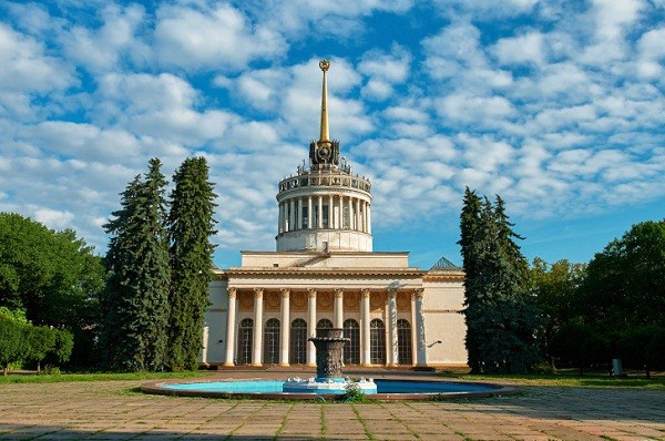  ВДНХ в Киеве открывает летний сезон уникальной выставкой