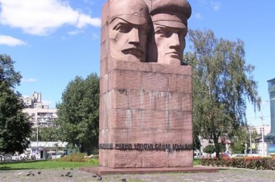 Декоммунизация: каким памятникам в Киеве грозит демонтаж?