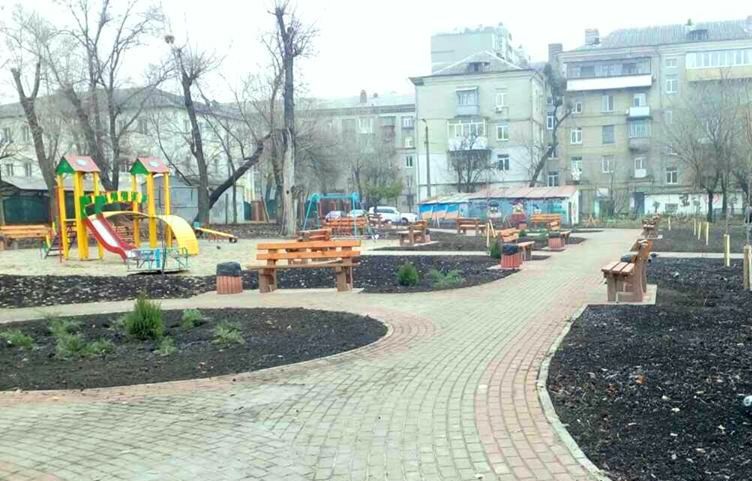 В Днепровском районе откроют сквер