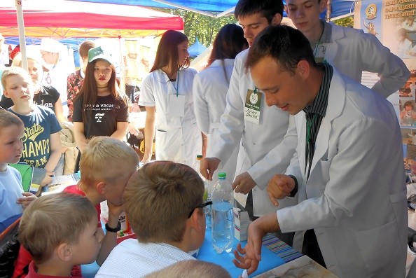 В парке Шевченко детям интересно расскажут о науке 