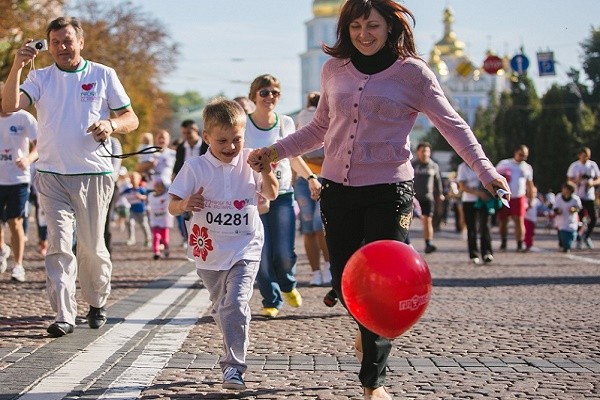 Ко Дню матери в парке «Наталка» пройдет пробный «Пробег под каштанами»