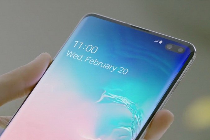 Смартфон Samsung Galaxy S10 plus: достоинства и преимущества