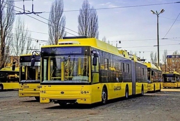 Как будет ездить коммунальный транспорт в Киеве: расписание движения