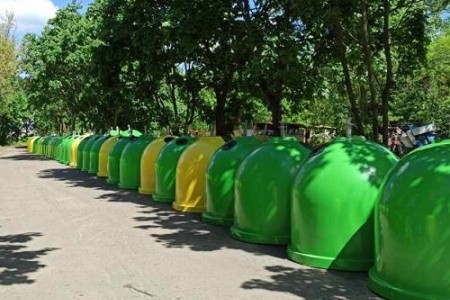 Контейнеры-«колокольчики» установят в Дарницком районе столицы: жители выберут локации