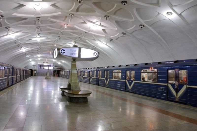 В киевском метро модернизируют освещение