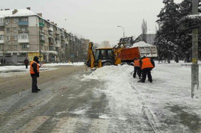 За последние сутки из Киева вывезли почти 6,5 тысячи тонн снега