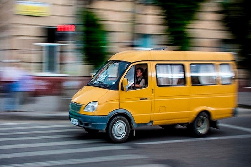 Проезд в маршрутках снова подорожает: прогноз экспертов