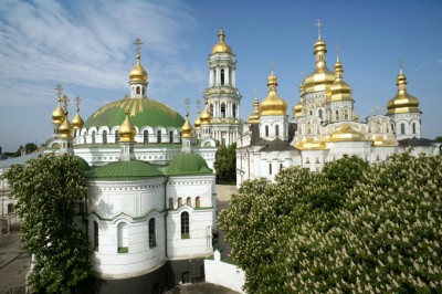 Киевляне поддержали петицию о передаче Лавры Киевскому патриархату