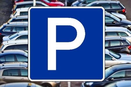 Возле Софийской площади появились дополнительные парковки