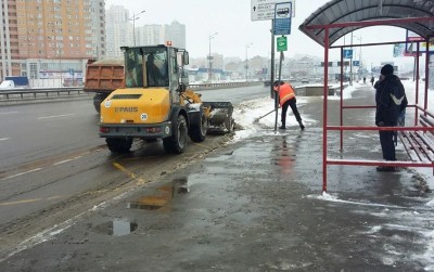 Киевляне могут наблюдать за работой снегоуборочной техники в режиме онлайн