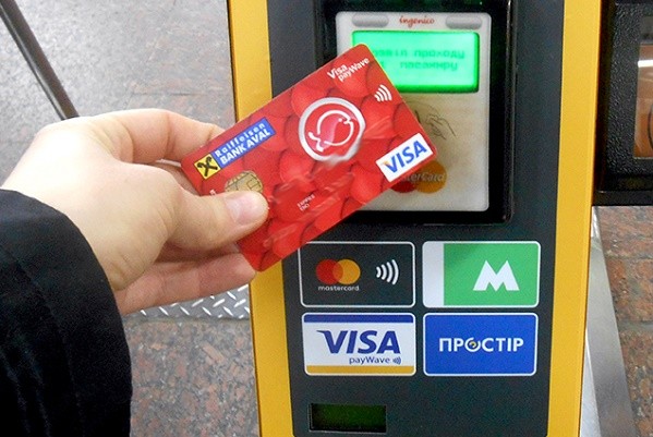 Оплата проезда в транспорте Киева банковской картой: дата запуска