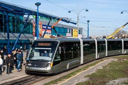 В Киеве обновят пять станций скоростного трамвая