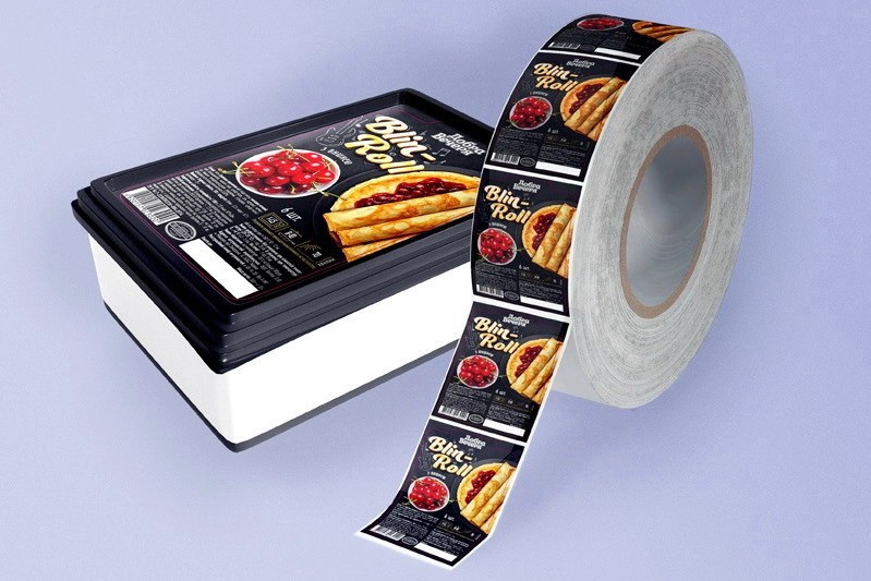 Печать этикеток на самоклейке: особенности, материалы и сферы применения