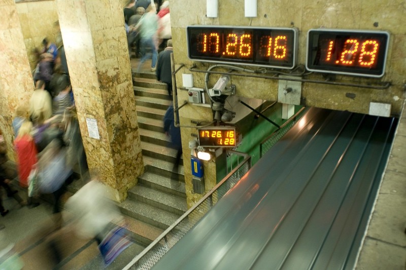 В киевском метро установят табло с обратным отсчетом: решение одобрено