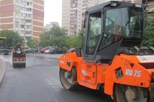 В Деснянском районе починят более 40 тысяч кв. метров дорог: перечень улиц