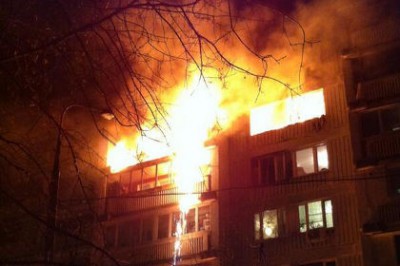 В жилом доме на Борщаговке прогремел взрыв: погиб мужчина
