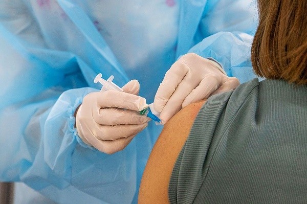 В Киеве установили рекорд по вакцинации от COVID-19