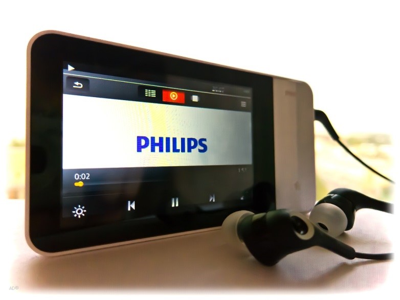 m4 плеер philips