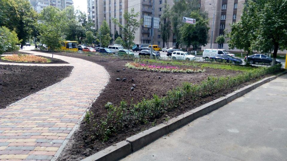 сквер на лобановского