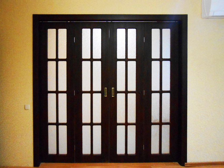 Межкомнатные двери книжка (гармошка) от компании Doors & Floor